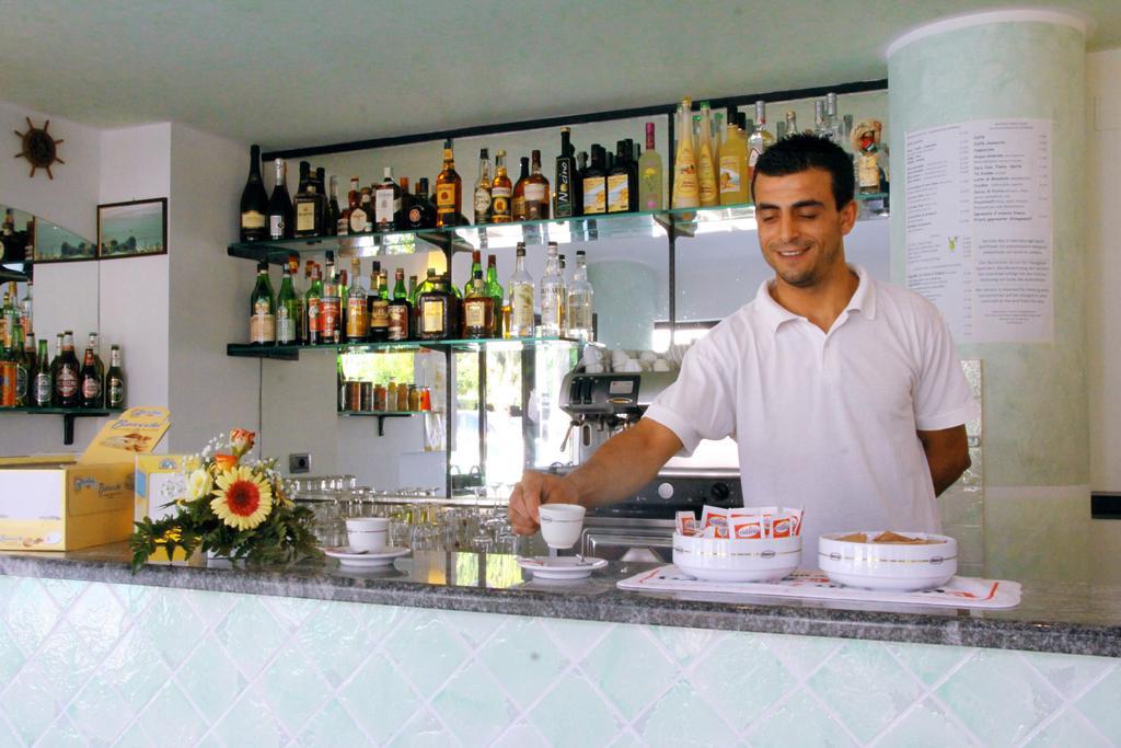 Hotel Marinella Капо Ватикано Екстериор снимка