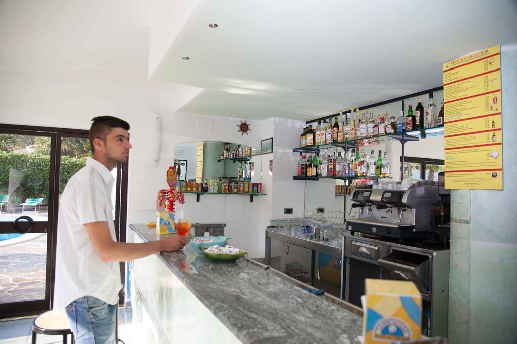 Hotel Marinella Капо Ватикано Екстериор снимка