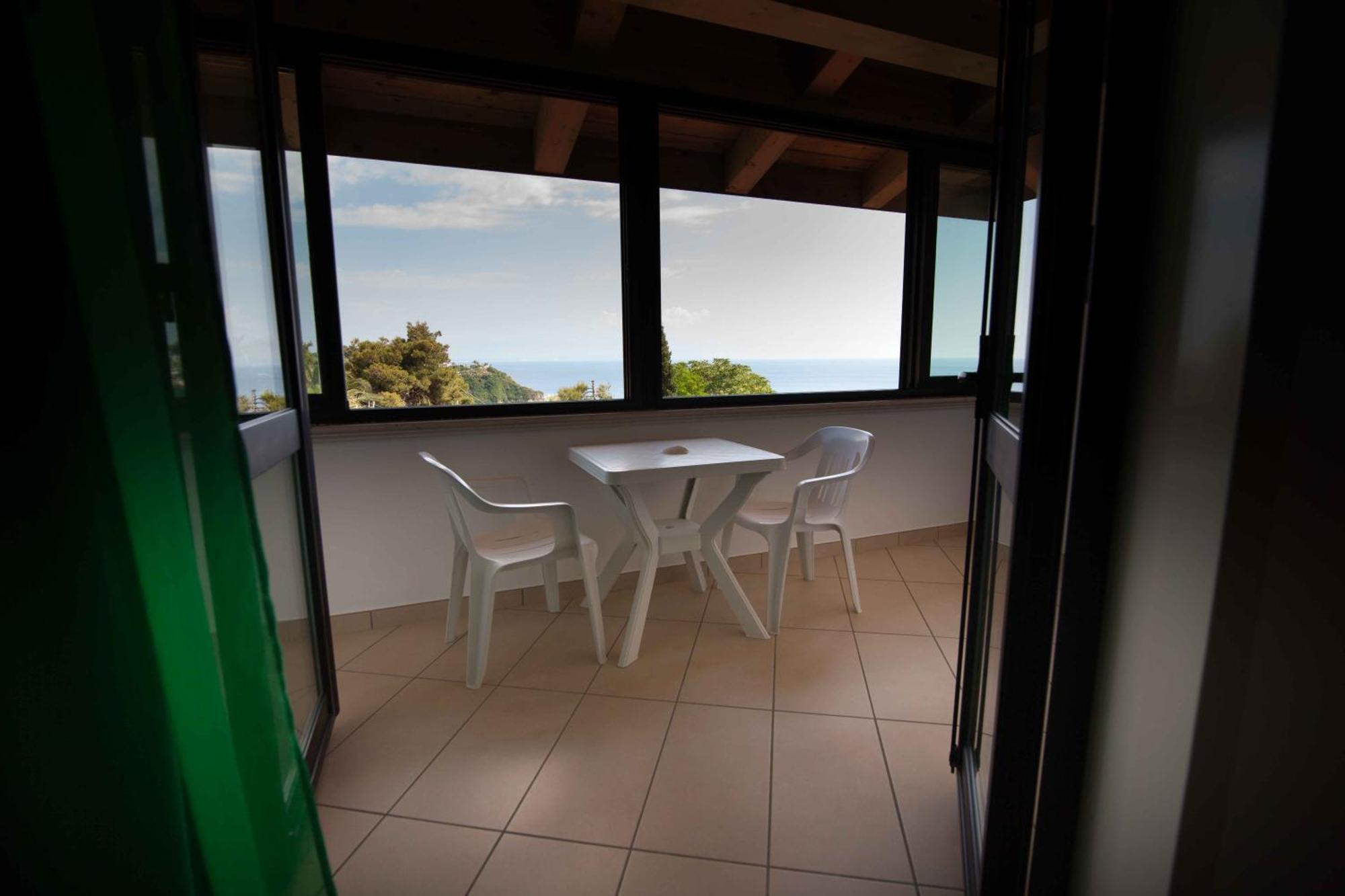 Hotel Marinella Капо Ватикано Екстериор снимка