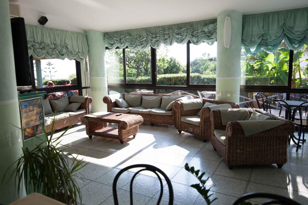 Hotel Marinella Капо Ватикано Екстериор снимка
